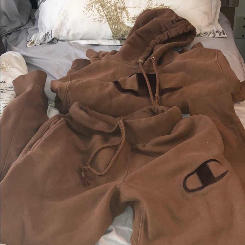 Champion jogging outfit